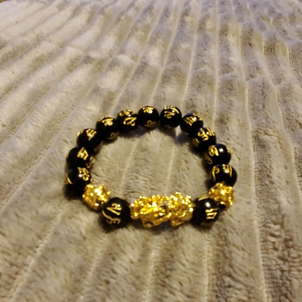 Feng's Shai luck charm Bracelet